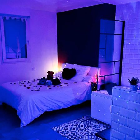 Amour Azur Appartement Pour 2 Avec Jacuzzi Et Terrasse A 2 Minutes De La Mer วาลูริส ภายนอก รูปภาพ